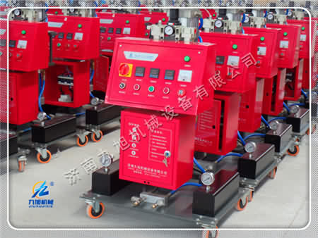 聚氨酯發泡機價格的決定因素(圖1) 聚氨酯發泡機價格的決定因素